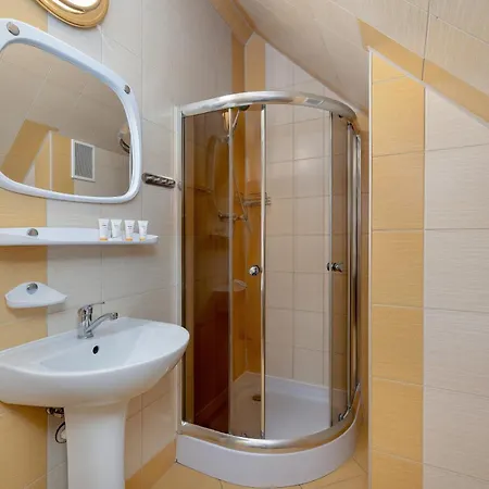 Elegant Two-story Turystyczna In With Balcony By Renters Appartement *